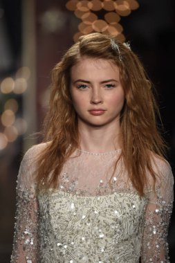 Jenny Packham gelinlik koleksiyonu