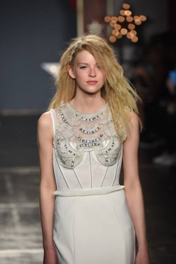 Jenny Packham gelinlik koleksiyonu