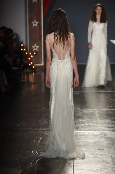 Jenny Packham gelinlik koleksiyonu