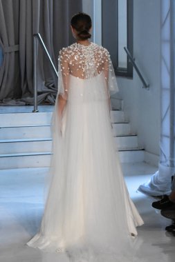  Peter Langer gelin gösteri  