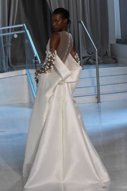  Peter Langer gelin gösteri  