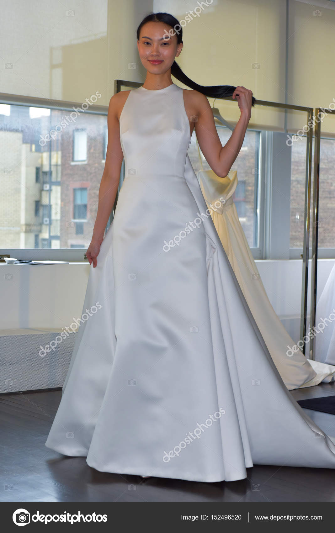 Viktor And Rolf Mariage Collection Presentation Stock Editorial Photo C Fashionstock Viktor And Rolf Mariage Collection Presentation Stock Editorial Photo C Fashionstock