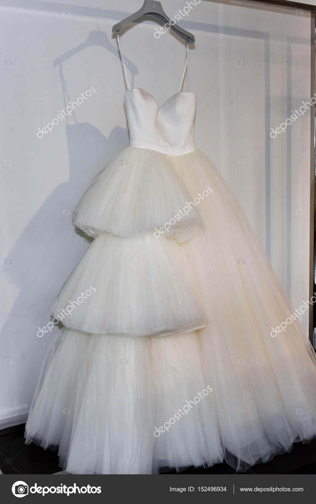 Bridal Dress During The Viktor And Rolf Mariage Collection Presentation Stock Editorial Photo C Fashionstock Bridal Dress During The Viktor And Rolf Mariage Collection Presentation Stock Editorial Photo C Fashionstock