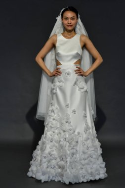 Viktor ve Rolf Mariage koleksiyon sunumu