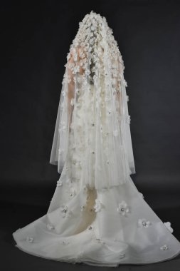 Viktor ve Rolf Mariage koleksiyon sunumu