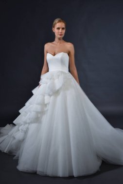 Viktor ve Rolf Mariage koleksiyon sunumu