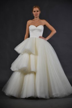 Viktor ve Rolf Mariage koleksiyon sunumu