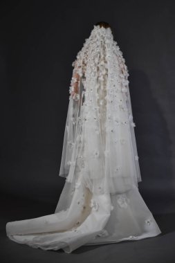 Viktor ve Rolf Mariage koleksiyon sunumu