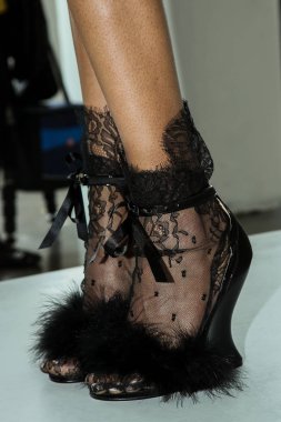 Marchesa Couture gelin sunu 