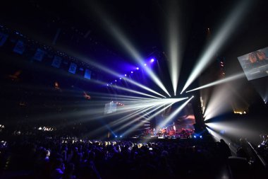 Viktor Drobysh 50 yıl doğum günü konseri 