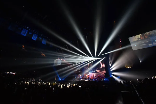 Viktor Drobysh 50 anos concerto de aniversário — Fotografia de Stock