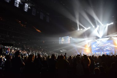 Viktor Drobysh 50 yıl doğum günü konseri 