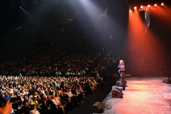 Viktor Drobysh 50 yıl doğum günü konseri 