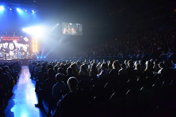 Viktor Drobysh 50 yıl doğum günü konseri 