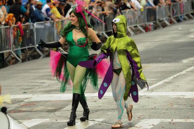 35 yıllık Mermaid Parade