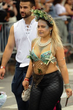 35 yıllık Mermaid Parade