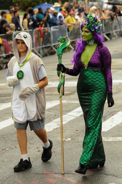 35 yıllık Mermaid Parade