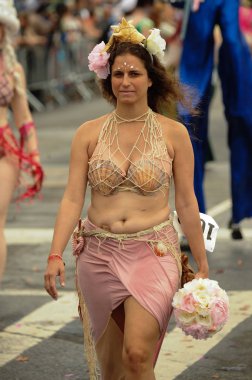 35 yıllık Mermaid Parade