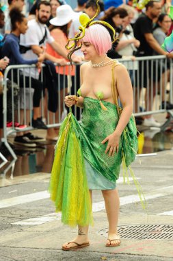  35 yıllık Mermaid Parade 