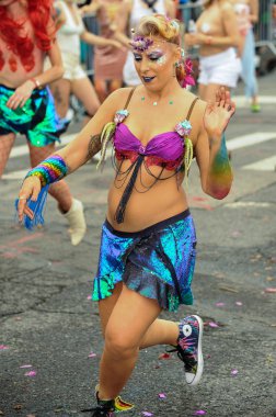  35 yıllık Mermaid Parade 