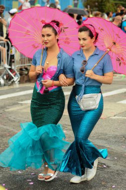  35 yıllık Mermaid Parade 
