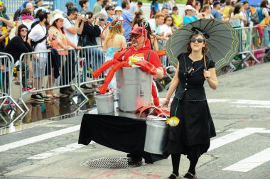 35 yıllık Mermaid Parade