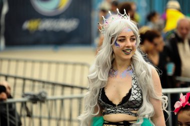  35 yıllık Mermaid Parade