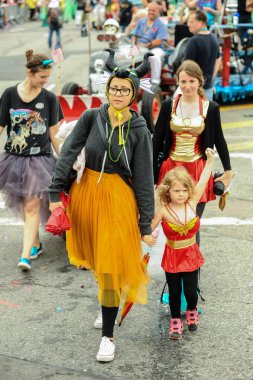35 yıllık Mermaid Parade