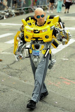 35 yıllık Mermaid Parade