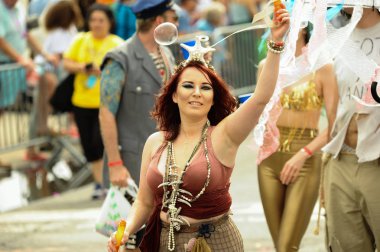 35 yıllık Mermaid Parade