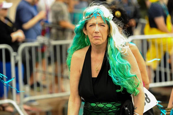 The 35th Annual Mermaid Parade — Stock Photo, Image