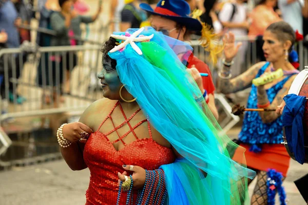 The 35th Annual Mermaid Parade — Stock Photo, Image