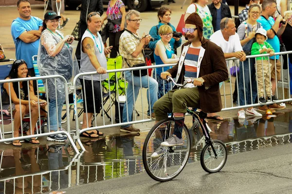 De 35e jaarlijkse Mermaid Parade — Stockfoto