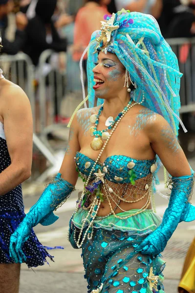 The 35th Annual Mermaid Parade — Stock Photo, Image