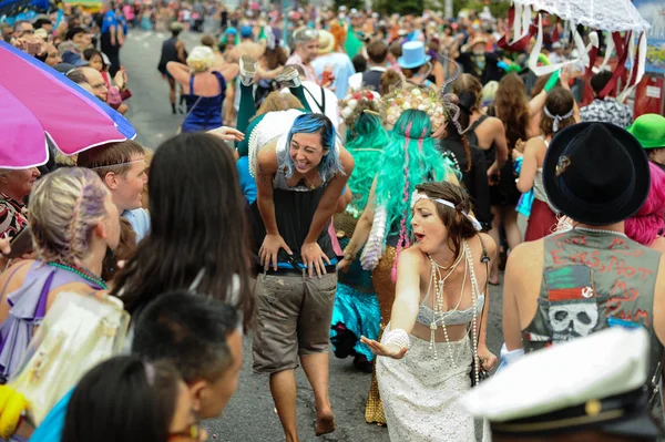 35 yıllık Mermaid Parade — Stok fotoğraf