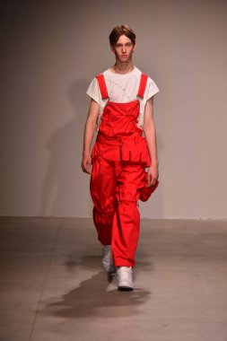 Feng Chen Wang pist gösterinin