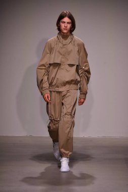 Feng Chen Wang pist gösterinin