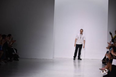 Işıklık Clarkson Sq 