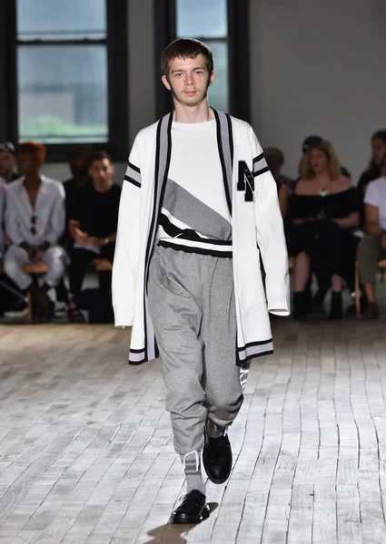 N. Hoolywood start-en landingsbaan, Nyfw — Stockfoto