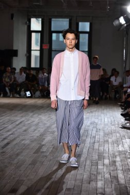 N. Hoolywood pist, Nyfw