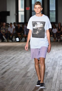 N. Hoolywood pist, Nyfw