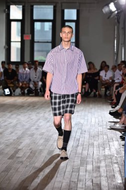 N. Hoolywood pist, Nyfw