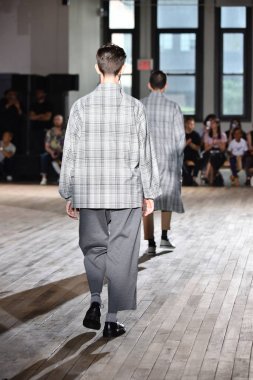 N. Hoolywood pist, Nyfw