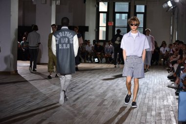  N. Hoolywood pist, Nyfw