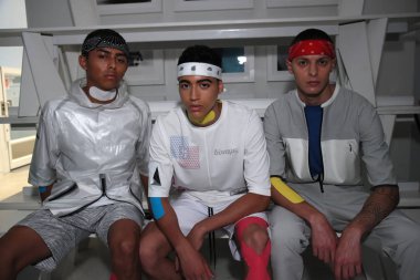 Dyne sunu sırasında Nyfw