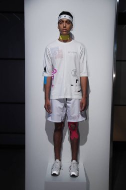 Dyne sunu sırasında Nyfw