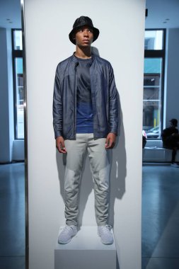 Dyne sunu sırasında Nyfw