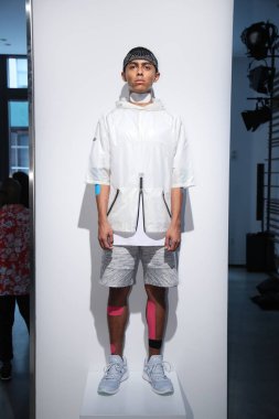 Dyne sunu sırasında Nyfw