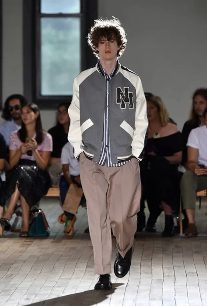 N. Hoolywood start-en landingsbaan, Nyfw — Stockfoto