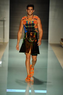 Üniversitesi Sanat ve tasarım moda defilesi